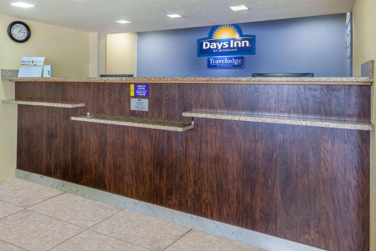 Travelodge By Wyndham Charles Town - Harpers Ferry Eksteriør billede